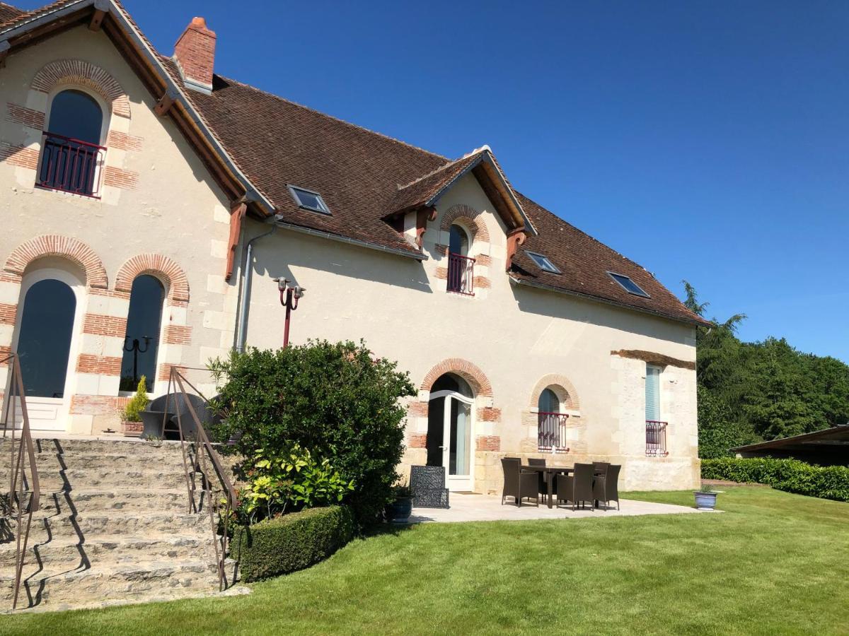 Domaine De La Maison Neuve Saint-Jean-Saint-Germain Bagian luar foto