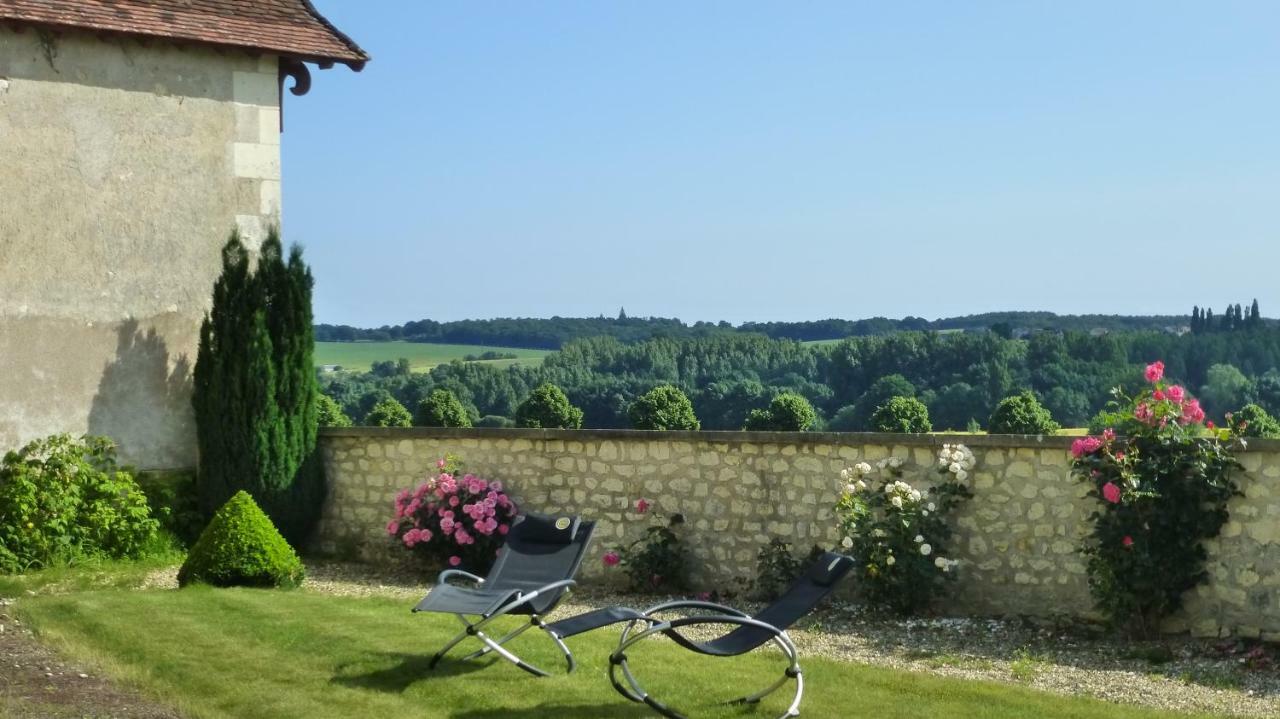 Domaine De La Maison Neuve Saint-Jean-Saint-Germain Bagian luar foto